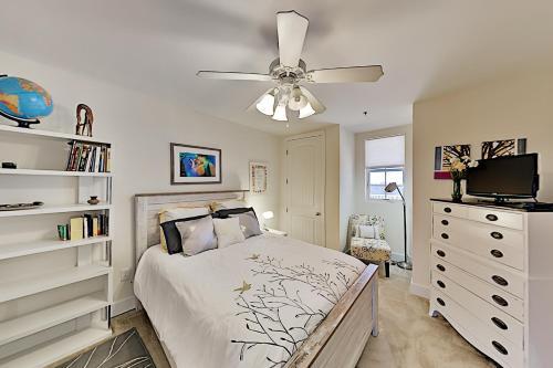 Apartamento Stunning All-suite Getaway With Pool, Private Beach Condo