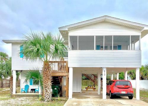 Newly Renovated 4 Br Pensacola Beach House
