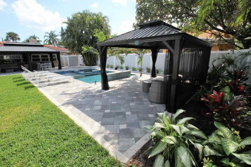 Hibiscus Ocean Villa