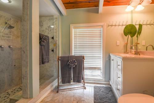 Pelico Palms - Villa & Treehouse