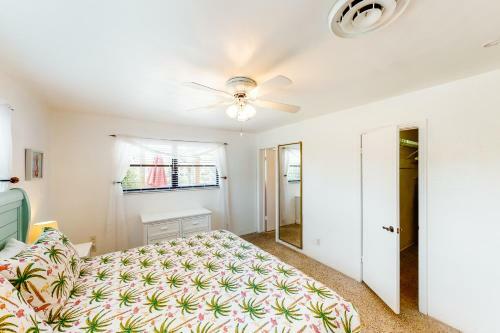 Coconut Row Oasis