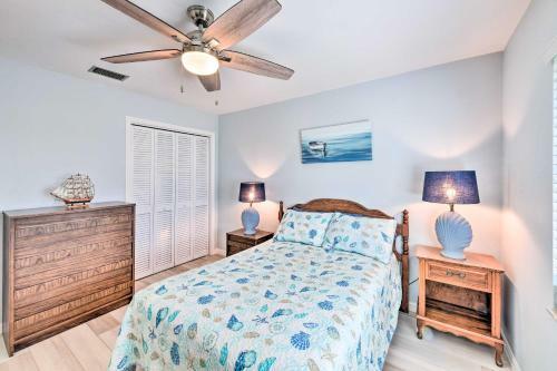 Family Fun - Port Charlotte Beach Bungalow!