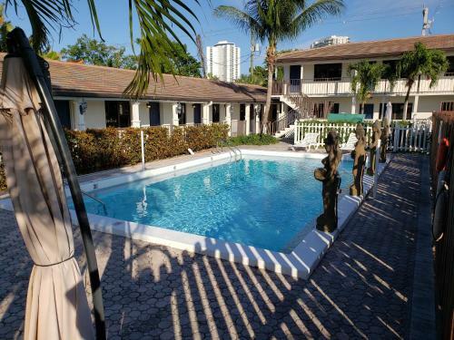 Hotel Open Waters Resort