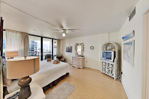 Apartamento Modernized Oceanfront Beach Condo Condo