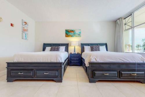 Apartamento Sea Breeze, Studio 510, Beach Steps Away!+pool+wifi