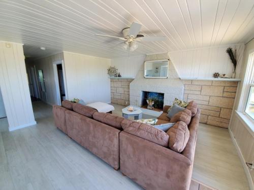 Pink Flamingo Home