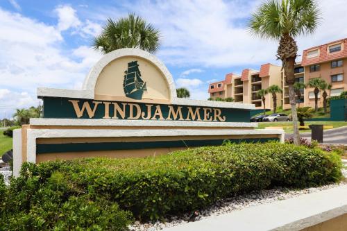 Oceanfront Windjammer Getaway