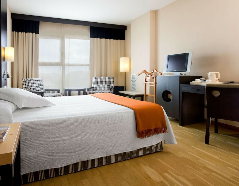 Hotel NH Valencia Center