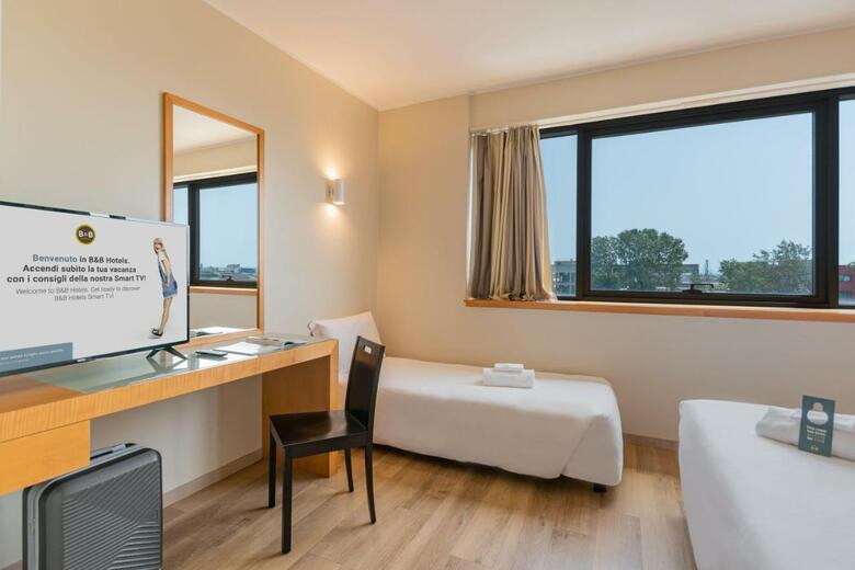 B&B Hotel Pisa Airport