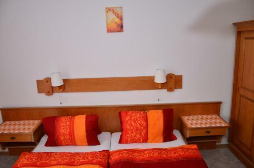 Hostal Haus Dachstein Schnitzer