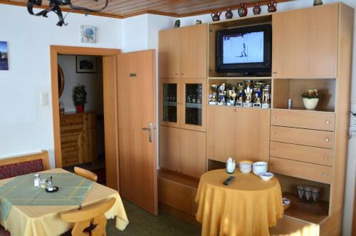 Hostal Haus Dachstein Schnitzer