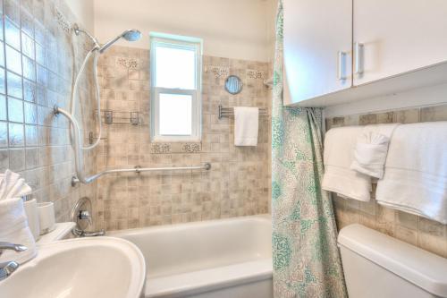 Apartamento Tropic Terrace #51 - Beachfront Rental Condo
