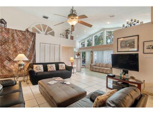 Affordable Beach Condos -three Bed 3 Bath House Home