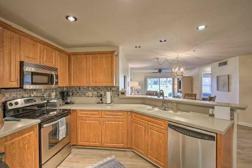 Apartamento St Pete Condo With Heated Pool - 3 Miles To Beach