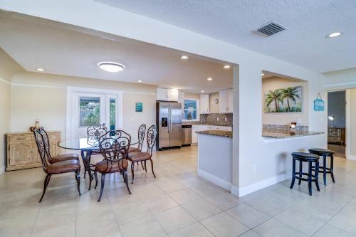 New Listing! Spacious Haven With Pool & Hot Tub Home