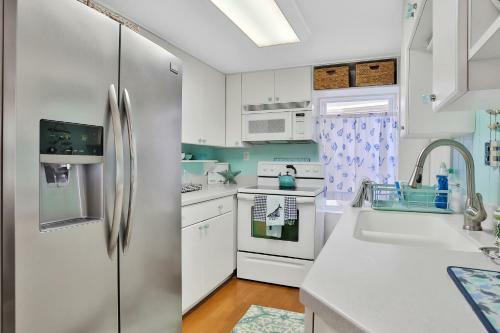 Sol Mate Beach Cottage