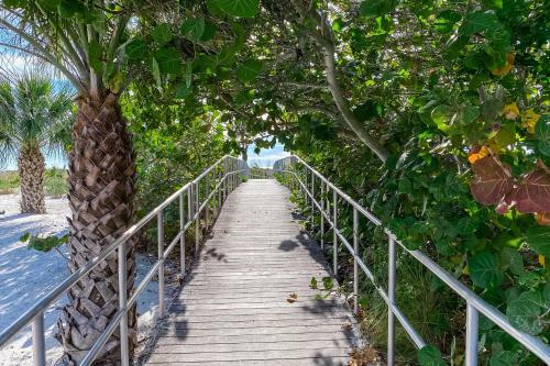 Sol Mate Beach Cottage
