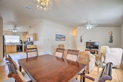 Coastal Home With Pool 6 Mi To St Pete Beach!