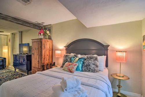 Cozy Pet Friendly Palms About 4 Miles To St Pete Beach