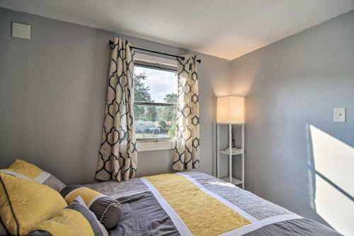 Apartamento Cozy Beach Apt With Pool, 3 Mi To St Pete!
