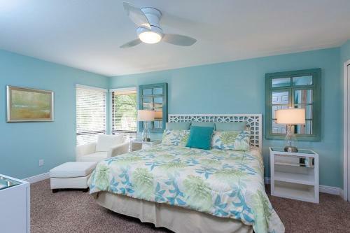 Sunsets & Shelling At Hidden Gem Resort Beach Condo - Blind Pass D205