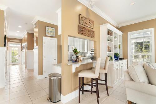 98 Gulf Point Road