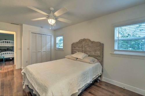 Bright Sarasota Bungalow 5 Mi To Siesta Beach