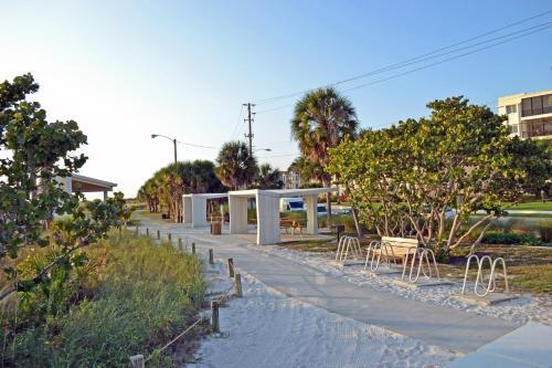 Sarasota Portland 5298