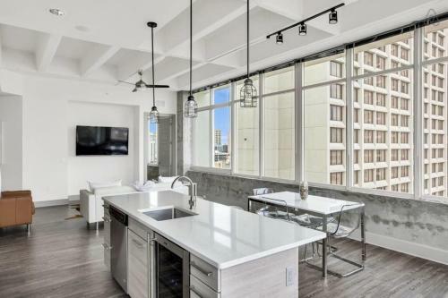 Apartamento Legendary Scenic Downtown Superbowl Sky Castle