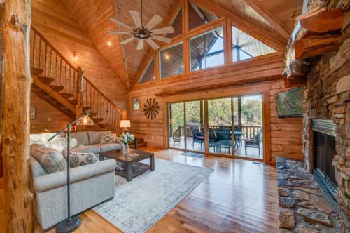 Heaven On The Lake By Escape To Blue Ridge