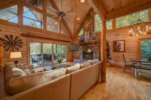 Heaven On The Lake By Escape To Blue Ridge