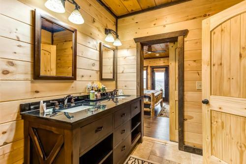 Roscoe`s Retreat