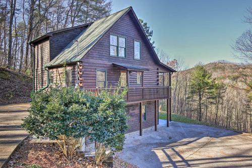Deer Park Cabin! Blue Ridge Home With Hot Tub And Views