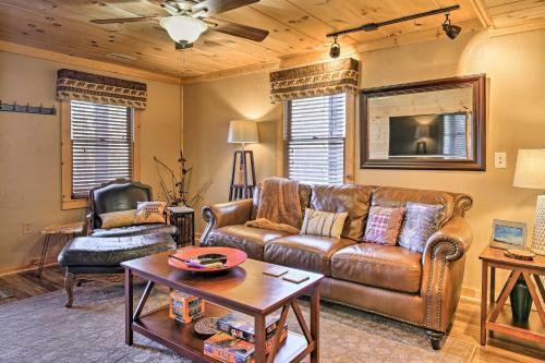Deer Park Cabin! Blue Ridge Home With Hot Tub And Views