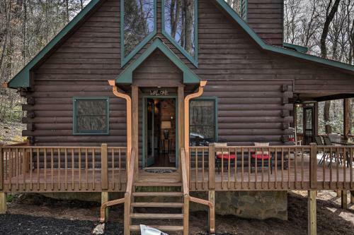 Picturesque Mtn Cabin With Hot Tub And Fire Pit!