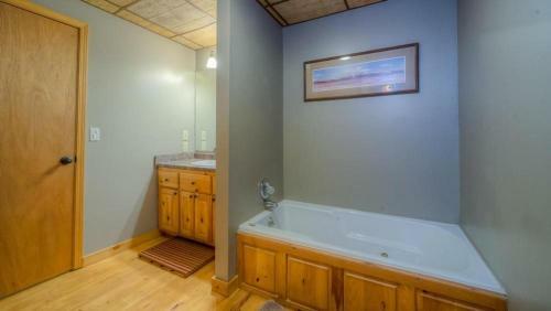 Blue Chase Lodge By Escape To Blue Ridge