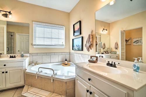 Apartamento Clayton Condo With Balcony - On Kingwood Golf Course