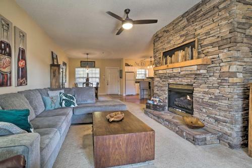 Apartamento Clayton Condo With Balcony - On Kingwood Golf Course