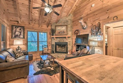 Little Rock Creek Cabin - 10 Mins To Blue Ridge!