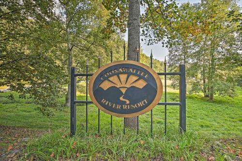 Enjoy A Retreat In The Coosawattee River Resort!