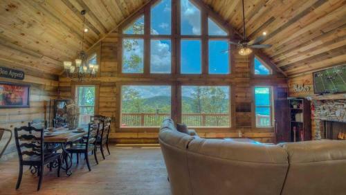 Candlestick Cottage By Escape To Blue Ridge