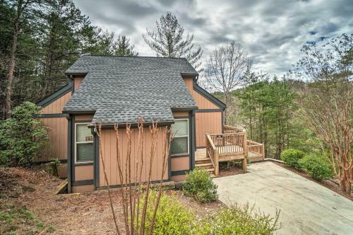 Christoffs Chalet With Hot Tub - 2 Mi To Downtown