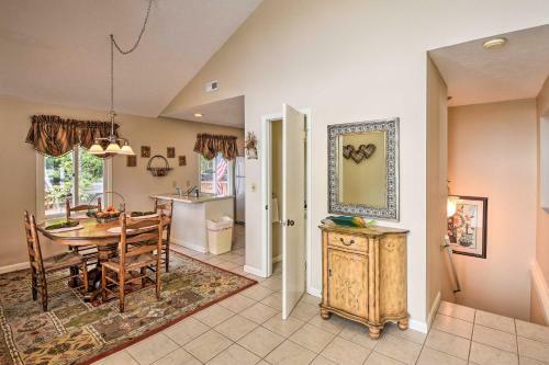 Townhome With Fire Pit, Lake View, Pets Welcome!