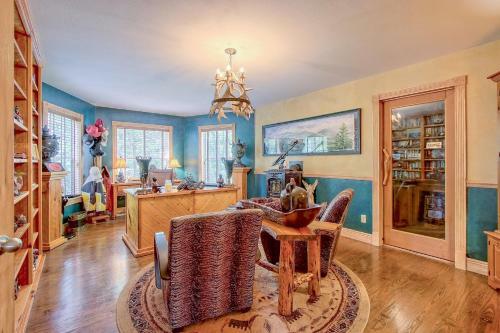 Le Petit Chateau Bliss