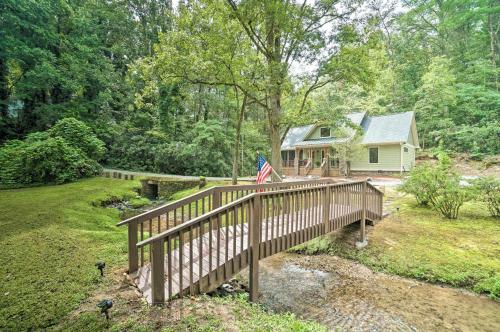 Hootenanny At Horton Creek Creekside Escape!