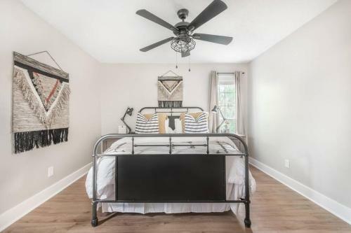 Stylish & Spacious Home Near Atl