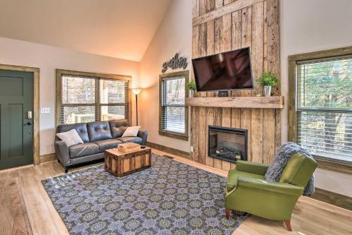 Creekside Craftsman Retreat In North Ga Mountains!