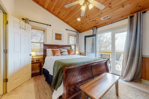 The Brown Bear Cabin