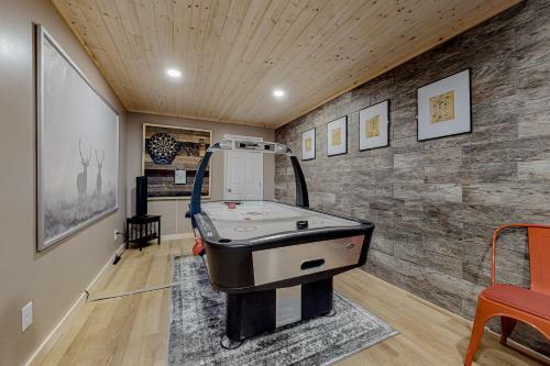 The Brown Bear Cabin