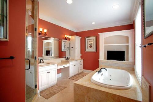 Luxury 3bed Townhome In Historic Downtown Savannah